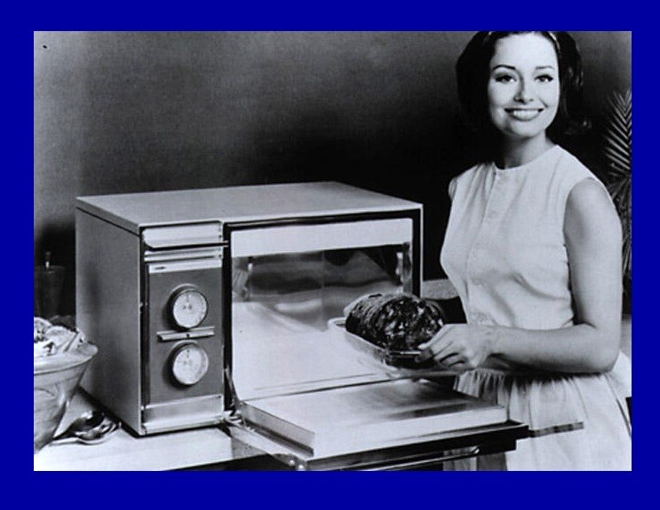 Accadde oggi - 25 Ottobre 1955 - Primo forno a microonde domestico