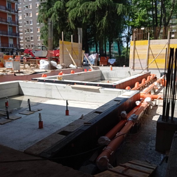 Sesto - AVANZANO I LAVORI ALLA PISCINA DE GREGORIO