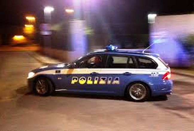 Sesto - Gincana di un furgone tra le auto, trasportava droga