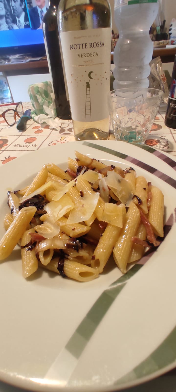 IN CUCINA CON ARSELIO: Penne con radicchio speck e piave semi stagionato