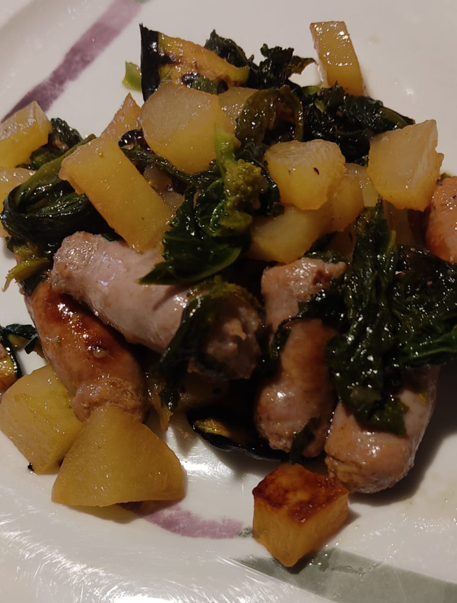 IN CUCINA CON ARSELIO: Patate, cima di rape e salsiccia
